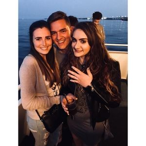 Meet your Posher, Robert